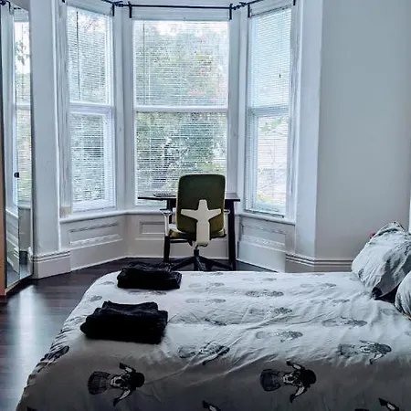 Spacious 1 Brd Like By Lgi Leeds Uni & City Centre Apartment
